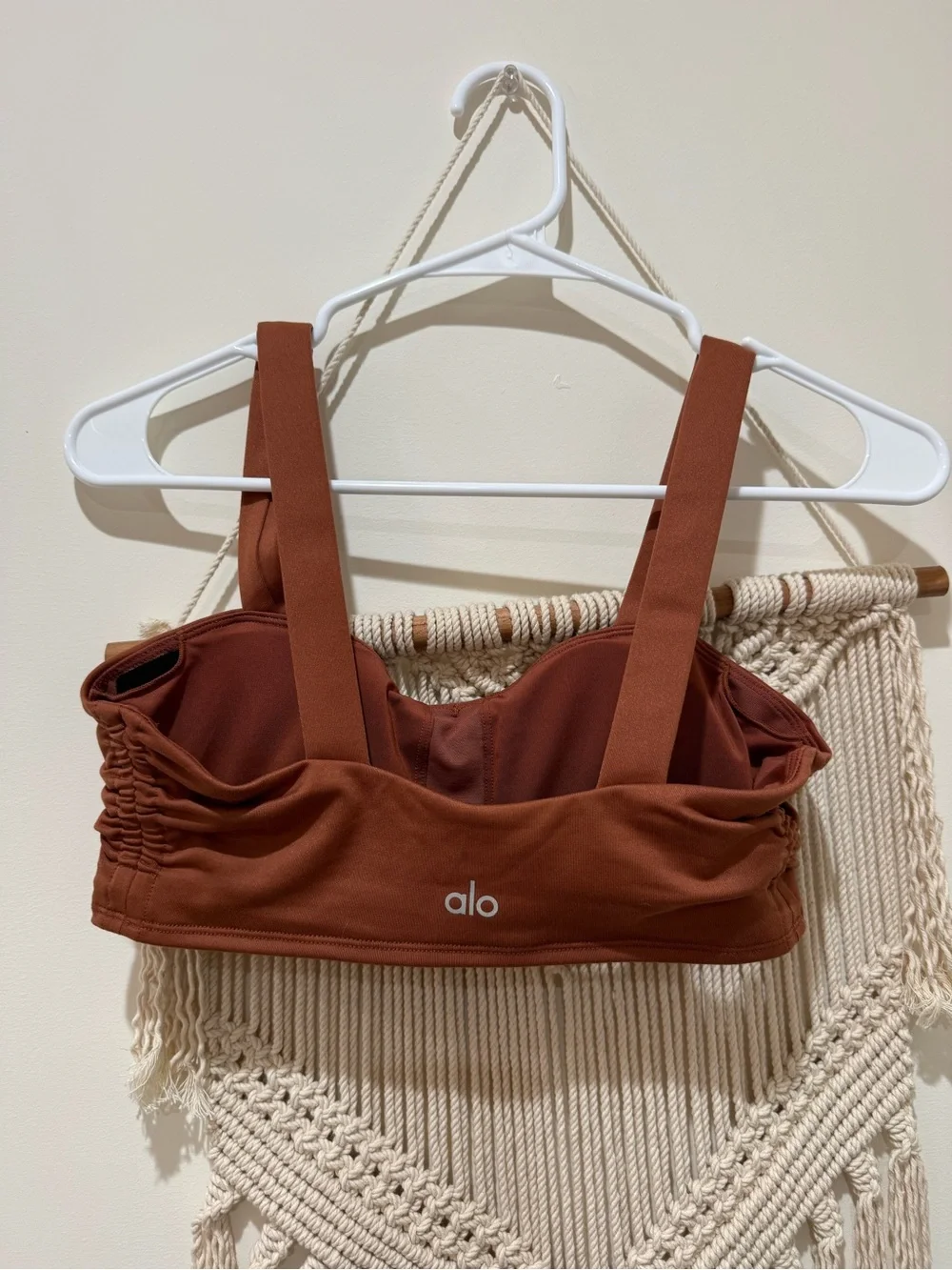 Alo yoga airbrush cinched bra tan size S retail